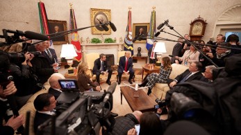 Καρέ καρέ η συνάντηση Μητσοτάκη-Τραμπ (pics)