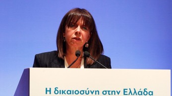 Με ευρεία πλειοψηφία ΠτΔ η Σακελλαροπούλου