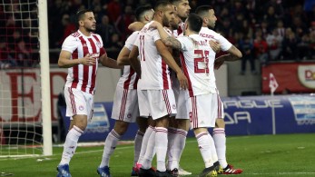 Ο Ολυμπιακός τίμησε με νίκη τα θύματα της Θύρας 7