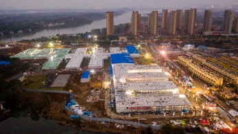 Κορονοϊός: Στο Πεκίνο κλιμάκιο εμπειρογνωμόνων του Π.Ο.Υ.