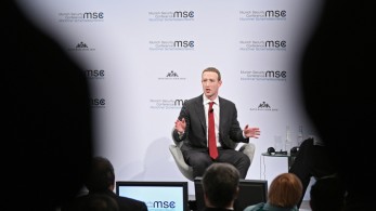 Στη Διάσκεψη του Μονάχου ο mr. Facebook: Υποσχέθηκε προστασία από fake καμπάνιες