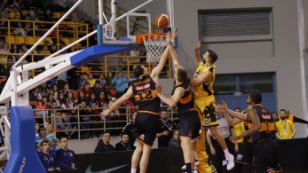 Πρώτη «κούπα» για την ΑΕΚ (vid)