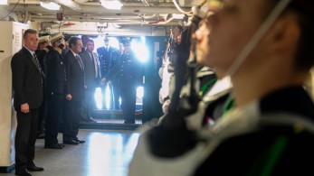 Επίσκεψη Αναστασιάδη στο γαλλικό αεροπλανοφόρο Charles De Gaulle