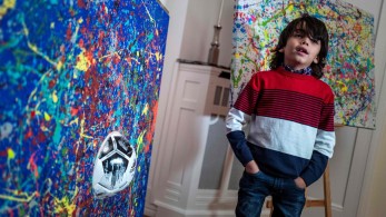 Μικαΐλ Ακάρ: Το παιδί-θαύμα της Τέχνης