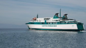 Βλάβη εν πλω στο «ΙΟΝΙΣ» – Επέστρεψε στον Πειραιά