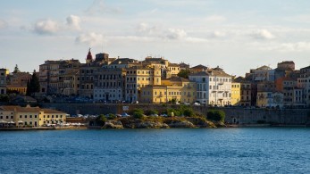 Φτάνει στην Κέρκυρα το πρώτο κρουαζιερόπλοιο της σεζόν