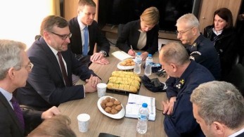 Ηχηρό μήνυμα ΗΠΑ: Συνεχίζουμε τη συνεργασία μας με την ελληνική κυβέρνηση