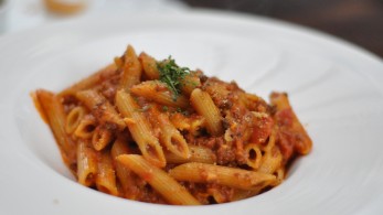 Ριγκατόνι με τυριά στο φούρνο