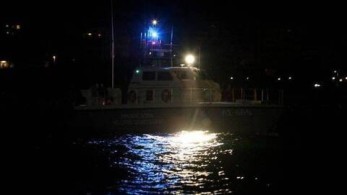 Νεκρός από πτώση ΙΧ στη θαλάσσια περιοχή Βουρκαρίου Σαλαμίνας
