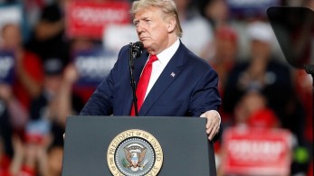 Ο Τραμπ «θυσιάζει» F-35 για να χτίσει το τείχος στα σύνορα με Μεξικό