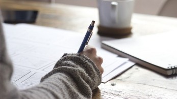 Τώρα τους φταίει ο Καραμανλής…