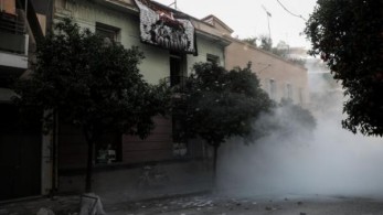 Κόρη γνωστού ηθοποιού συνελήφθη σε κατάληψη στο Κουκάκι