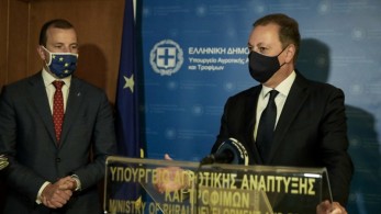 Η τουρκική παράνομη αλιεία κύριο θέμα συζήτησης ανάμεσα στον Σπ. Λιβανό και τον αρμόδιο επίτροπο