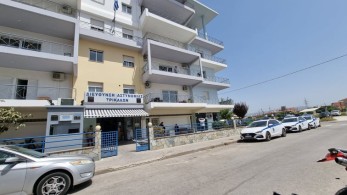 Αρνείται ο αστυνομικός πως ασέλγησε στην κόρη του