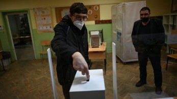 Βουλγαρία: Τρίτη εκλογική αναμέτρηση της χρονιάς στη χώρα που δοκιμάζει σκληρά η πανδημία