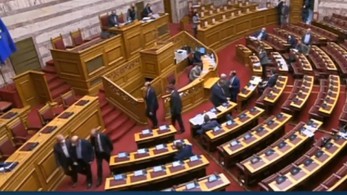 Ξαφνική αδιαθεσία Αλεξιάδη στη Βουλή