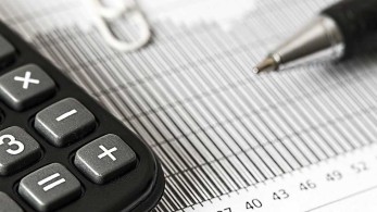 Εφορία: Χιλιάδες έλεγχοι σε παραγραφόμενες υποθέσεις