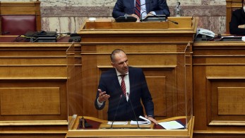 Επίθεση Γεραπετρίτη σε Τσίπρα: “Αγωγός χυδαιότητας” -Για το Documento “να συμβουλευτεί τον διευθυντή της Αυγής”