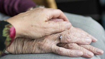 Κορωνοϊός: Συρροή κρουσμάτων σε γηροκομείο της Πάτρας