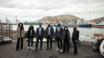 Συνάντηση Αμυρά με ΟΚΑΑ και «Εναλεία» για την πλαστική ρύπανση