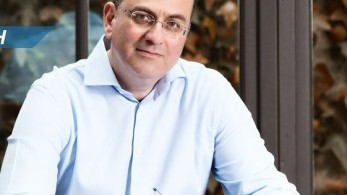 Μακάριος Λαζαρίδης: «Ο Μητσοτάκης έχει μειώσει πάνω από 40 φόρους, ο Τσίπρας είχε επιβάλλει 23 και λεηλάτησε τις συντάξεις»