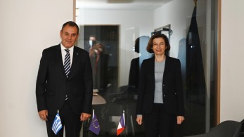 Συνάντηση Παναγιωτόπουλου με Φλωράνς Παρλύ για θέματα αμυντικής συνεργασίας