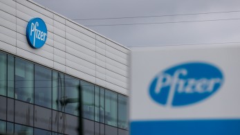 Pfizer/BioNTech μελετούν τη νέα παραλλαγή του κορωνοϊού-Αποτελέσματα “το αργότερο σε δύο εβδομάδες”
