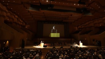 Γ. Αγγελοπούλου: Από τα χέρια των μαθητών η δάδα της δημιουργίας περνά στις επόμενες γενιές