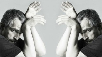 Μιχάλης Δεμερτζής: Πολιτικοποιημένοι καλλιτέχνες, αυτή η μάστιγα