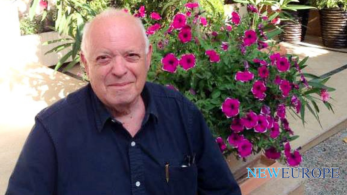 Πέθανε ο εκδότης του Νew Europe Brussels Βασίλης Κορωνάκης