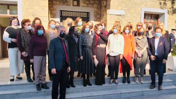 Ηχηρό μήνυμα κατά της έμφυλης βίας από Ζέττα Μακρή και Γιάννα Αγγελοπούλου