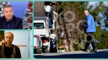 Σα να μην τρέχει τίποτα: Βόλτα Παναγιωτόπουλου με τον σκύλο του