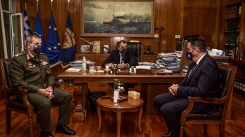 Μνημόνιο Συνεργασίας μεταξύ του Ταμείου Εθνικής Αμύνης (ΤΕΘΑ) και του Δήμου Ναυπλιέων παρουσία Παναγιωτόπουλου