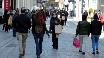 Ανοικτά σήμερα Κυριακή τα καταστήματα