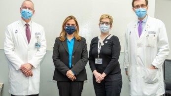 Επίσκεψη Ζωής Ράπτη σε υγειονομικές δομές της Νέας Υόρκης