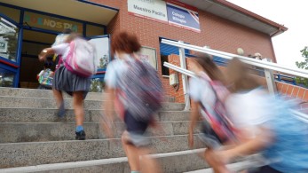 Ο χάρτης των σχολείων στην ΕΕ – Επιστροφή στα θρανία παρά την έκρηξη της Όμικρον