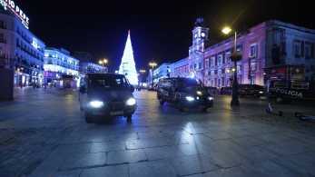Στη σκιά του κορωνοϊού ο ερχομός του νέου χρόνου-Πώς θα υποδεχθεί το 2022 ο πλανήτης