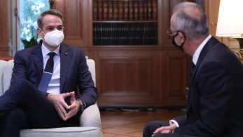Νεοφύτου “ψηφίζει” ο Μητσοτάκης: “Είμαστε δίπλα σου”