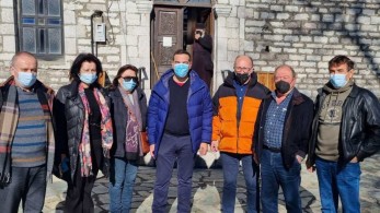 Διωκόμενη αστυνομικός για τα πλαστά διαβατήρια στην παρέα του Τσίπρα