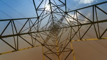 Ηλεκτρική ενέργεια: Νέο πακέτο επιχορηγήσεων έως 2 δισ. ευρώ – Πώς θα κατανεμηθούν