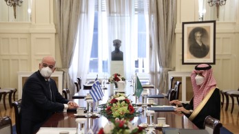 Συνάντηση Ν. Δένδια με τον ΥΠΕΞ της Σαουδικής Αραβίας