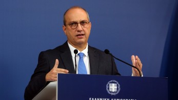 Οικονόμου: Ενδεχομένως τα μέτρα να εφαρμοστούν νωρίτερα (vid)