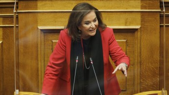 Ντόρα σε Σκουρλέτη: Μην ξύνεστε στη γκλίτσα του τσοπάνη  