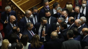 Απορρίφθηκε με 156 ψήφους η πρόταση δυσπιστίας-Νέα ήττα για τον Τσίπρα