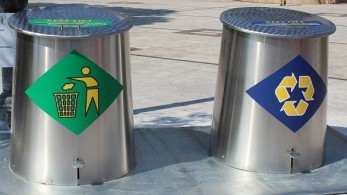 Εκσυγχρονίζεται πλήρως το σύστημα καθαριότητας του Δήμου Αθηναίων-350 βυθιζόμενοι κάδοι σε όλη την πόλη