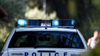 Αργυρούπολη: Παραδόθηκε ο 46χρονος που ξυλοκόπησε τη σύντροφό του