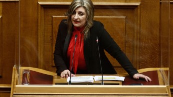 Και με την Κική και με την Κοκό η Λιακούλη