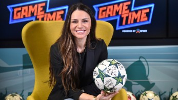 OΠΑΠ GAME TIME: Η Ελένη Τσολάκη για τις μάχες σε Super League, Premier League και Serie A