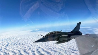 Το εθνικό συναίσθημα πετά πάνω από το Λίκνο της Δημοκρατίας