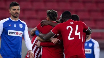 Super League 1: Μασούρας και Τικίνιο «υπέγραψαν» τη νίκη του Ολυμπιακού